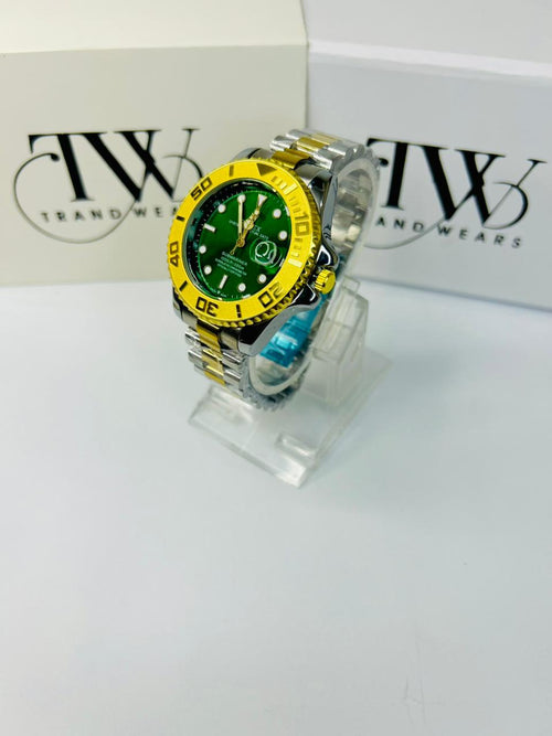 Bazel Style 2-Tone Men’s Watch – Green Dial, Gold & Silver Stainless Steel Strap, Luxury Waterproof Wrist Watch