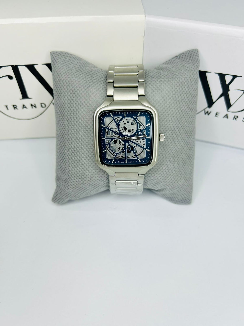 Men’s Square Dial Watch – Black Dial, Silver Stainless Steel Strap, Modern Luxury Analog Wrist Watch