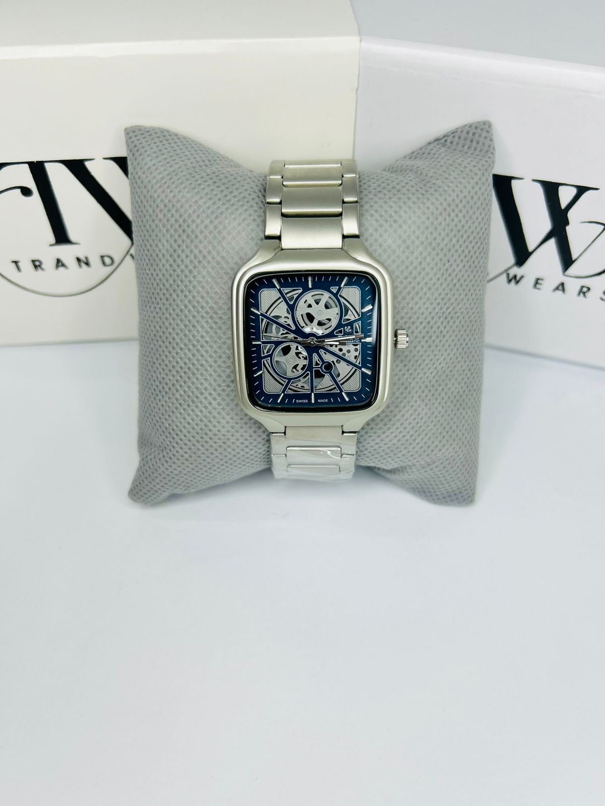 Men’s Square Dial Watch – Black Dial, Silver Stainless Steel Strap, Modern Luxury Analog Wrist Watch