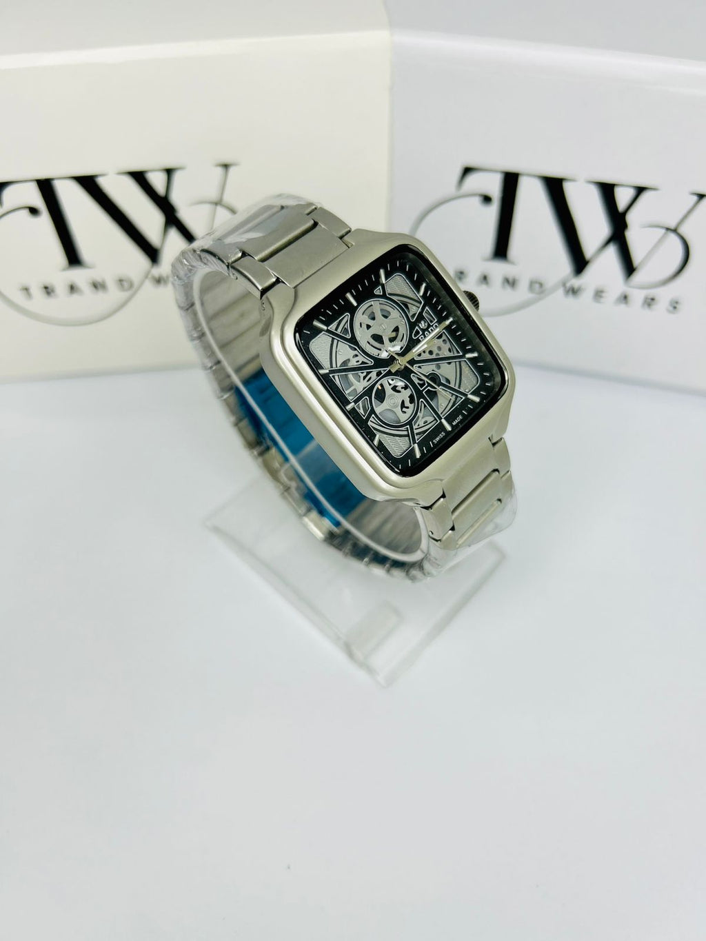 Men’s Square Dial Watch – Black Dial, Silver Stainless Steel Strap, Modern Luxury Analog Wrist Watch