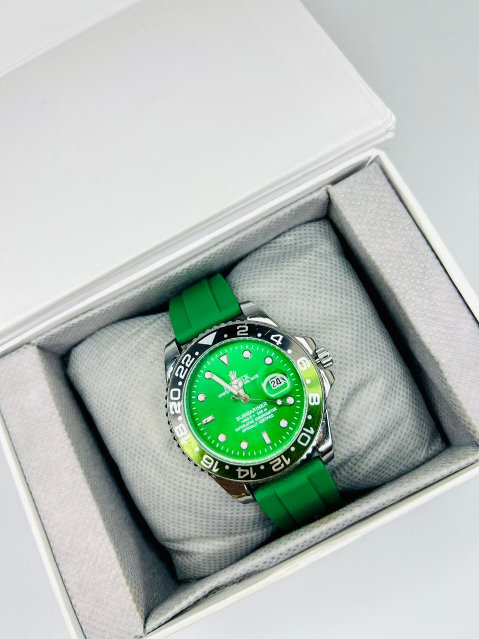 Bazel Strap Watch with Green Dial – Stylish & Premium Design