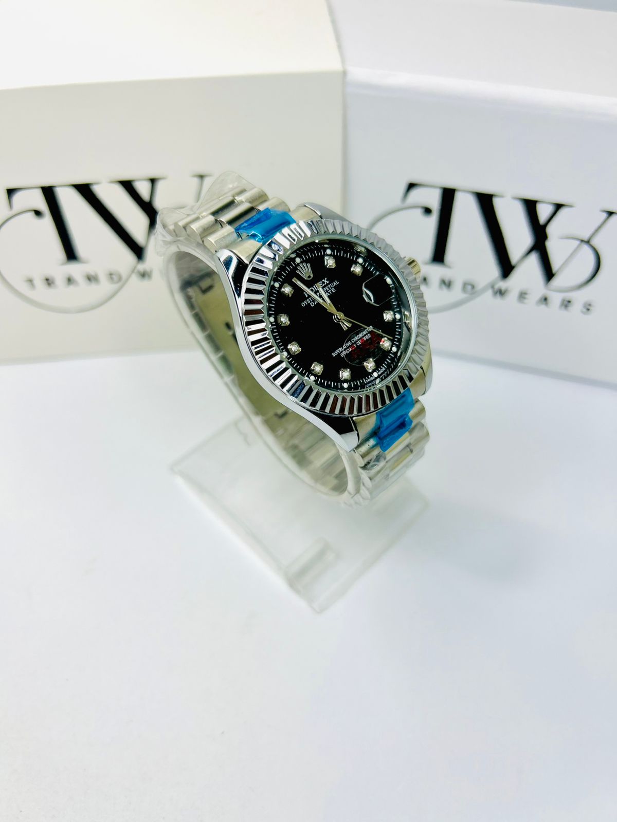 TW Watch Black Dial Silver Tone – Premium Stylish Men’s Wrist Watch