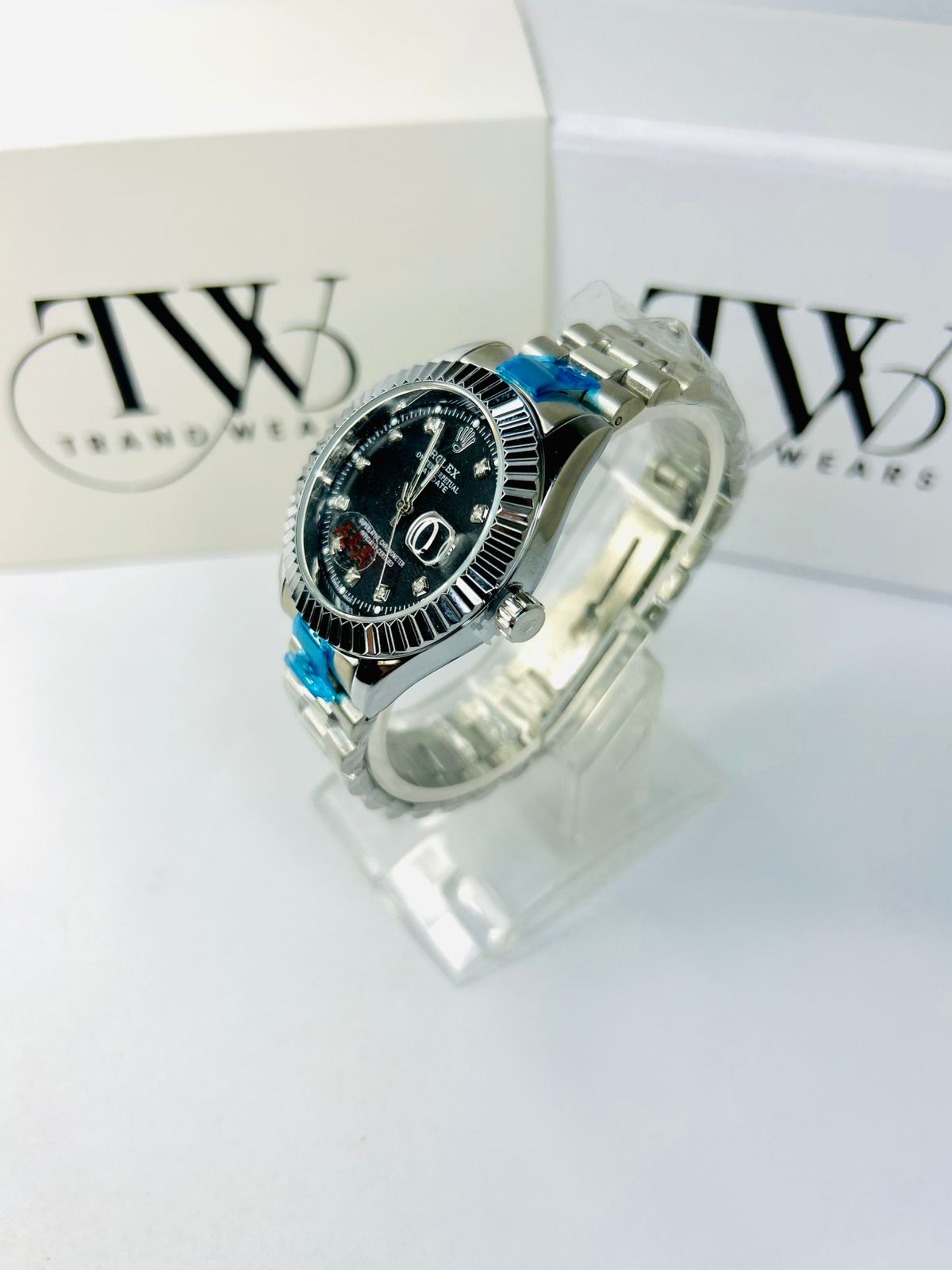 TW Watch Black Dial Silver Tone – Premium Stylish Men’s Wrist Watch