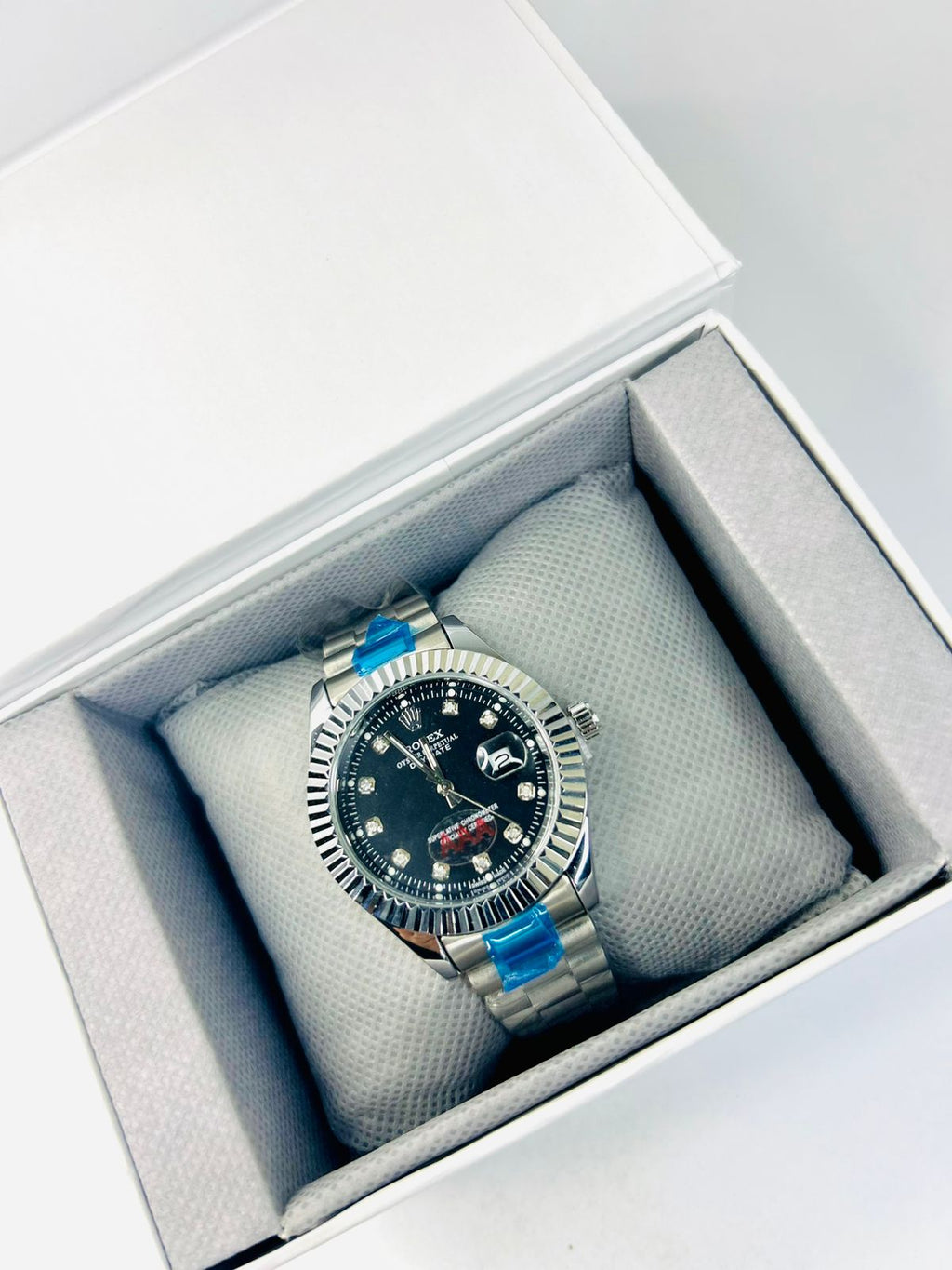 TW Watch Black Dial Silver Tone – Premium Stylish Men’s Wrist Watch