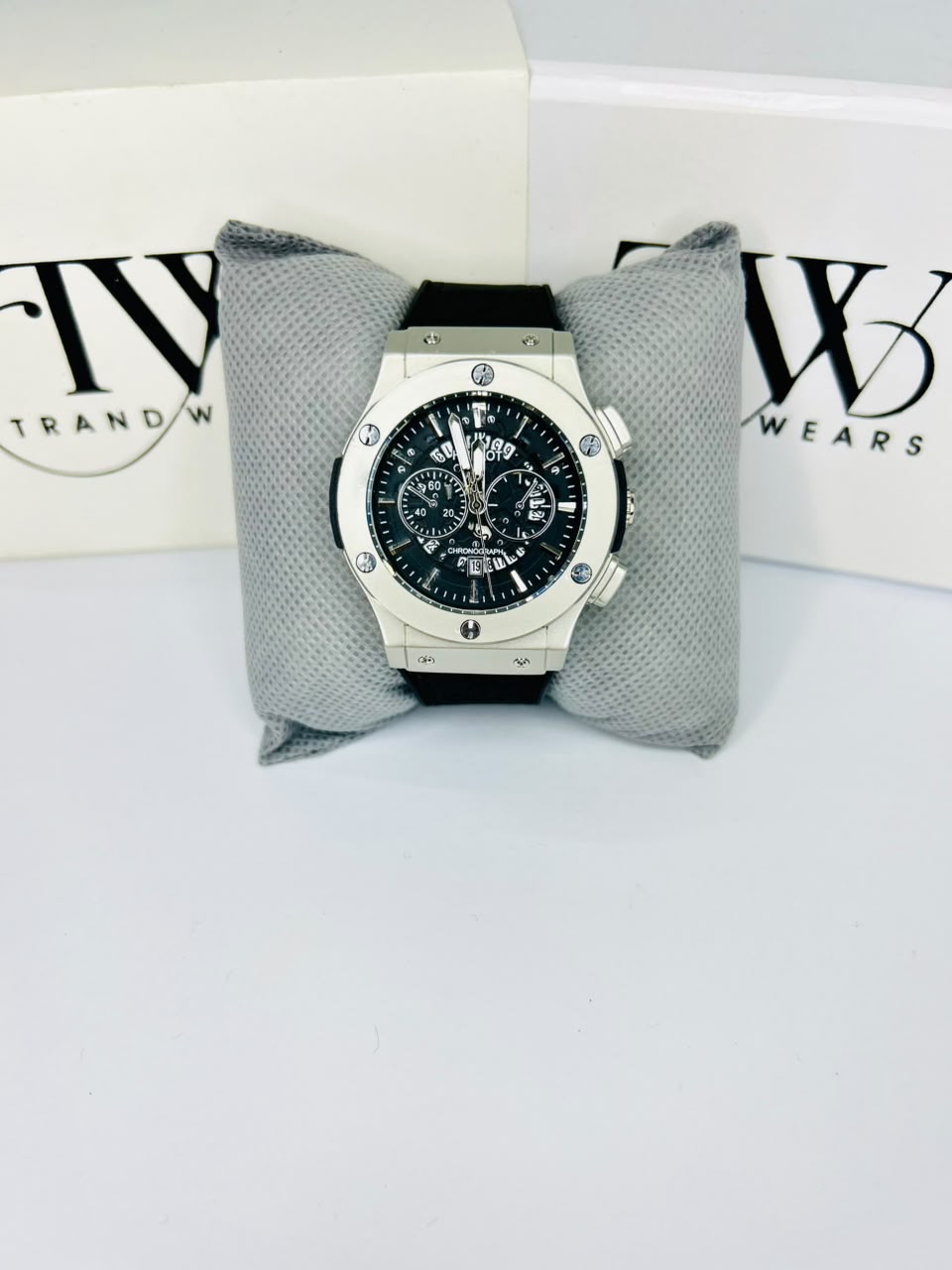 HB Black Strap Black Dial Watch – Bold & Sophisticated Men's Timepiece