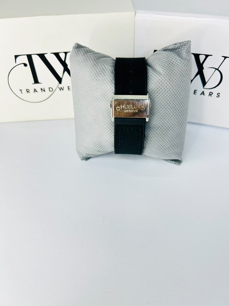 HB Black Strap Black Dial Watch – Bold & Sophisticated Men's Timepiece