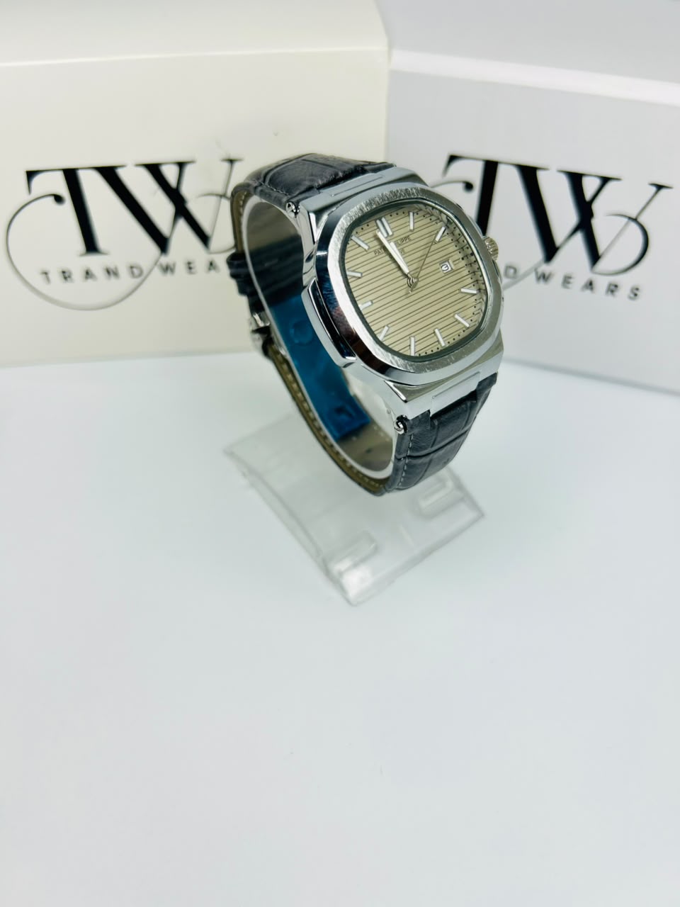 PP Gray Dial Date & Day Feature Stainless Steel Men's Watch – Quartz Analog Wrist Watch