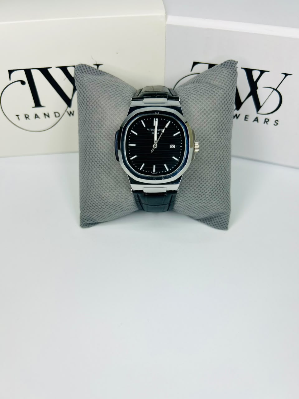 PP Black Dial Date & Day Feature Stainless Steel Men's Watch – Premium Quartz Analog Wrist Watch